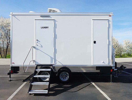 Commercial laundry trailer